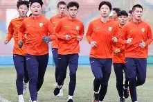 金年会部门-关于热刺中场实力线稳，球队备战下一场比赛的信息